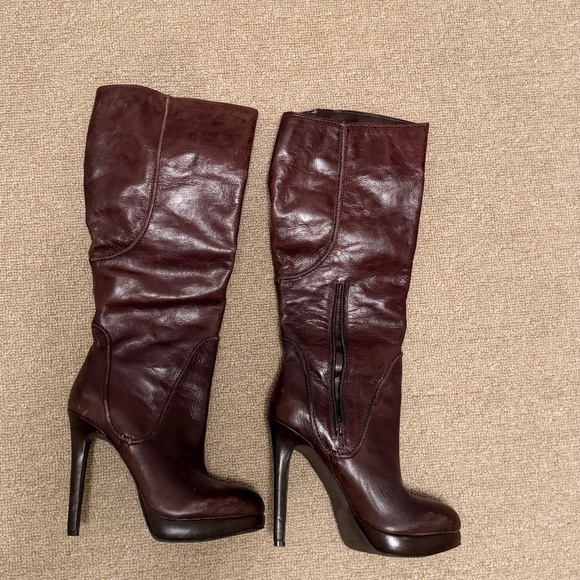 Size 8 - Jessica Simpson Red Boots - Picture 2 of 7